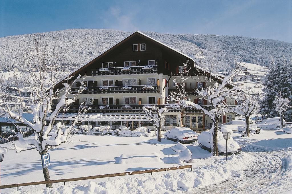 Hotel Rodes Ortisei Exteriör bild