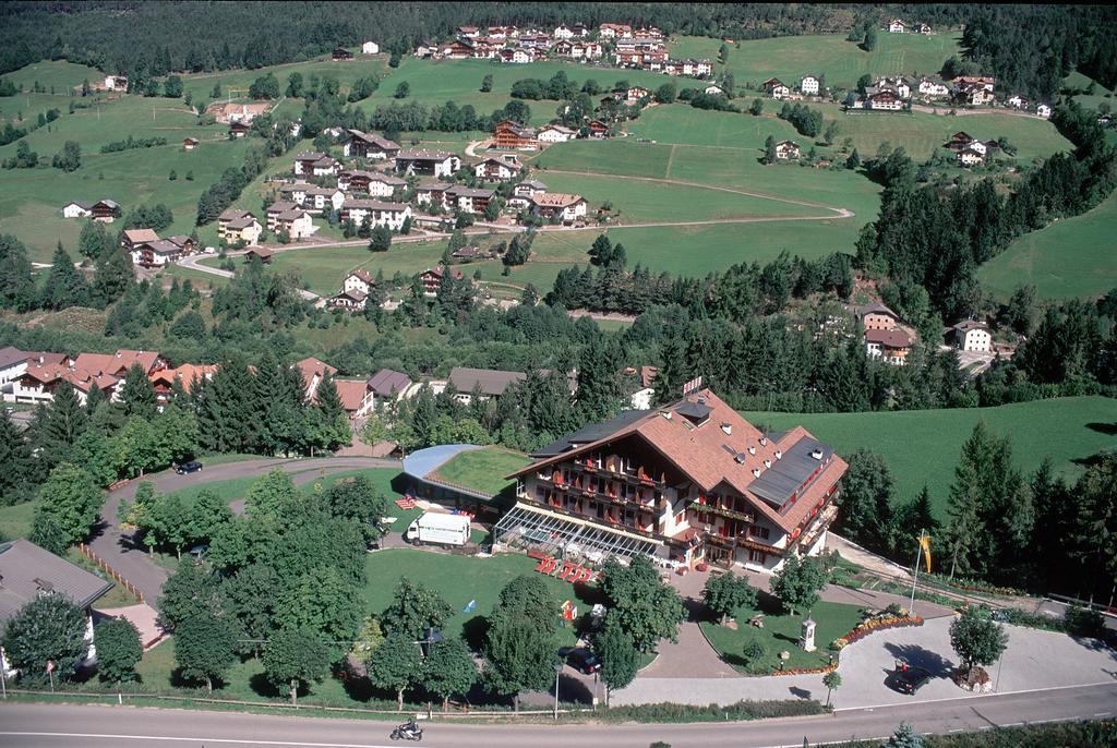 Hotel Rodes Ortisei Exteriör bild